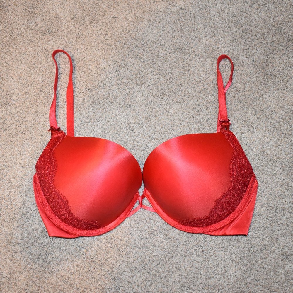 Victoria's Secret Bombshell Bra, 34D